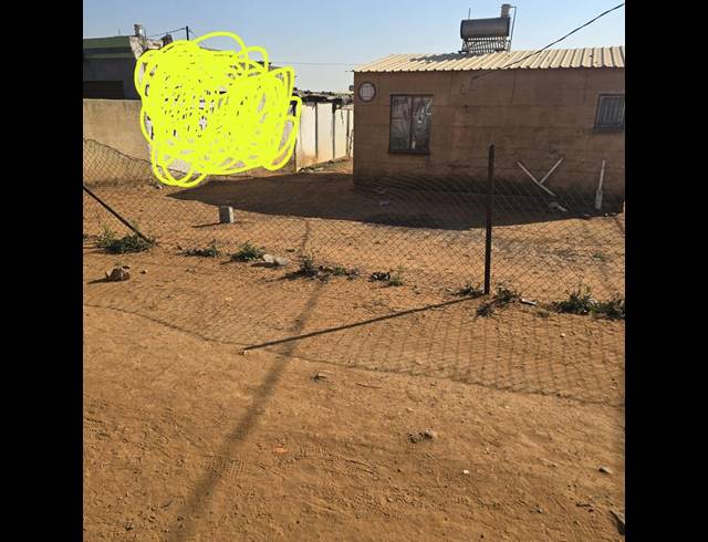 1 BEDROOM HOUSE FOR SALE IN LEHAE